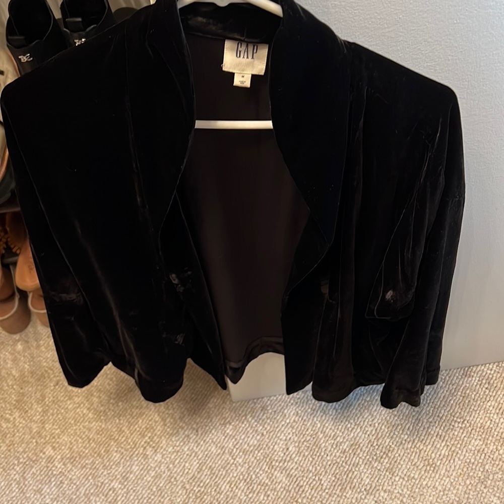 Gap velvet blazer